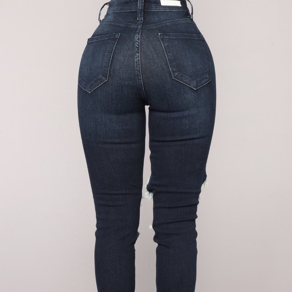 Fashion Nova Aubrey High Rise Jeans - Picture 2 of 3